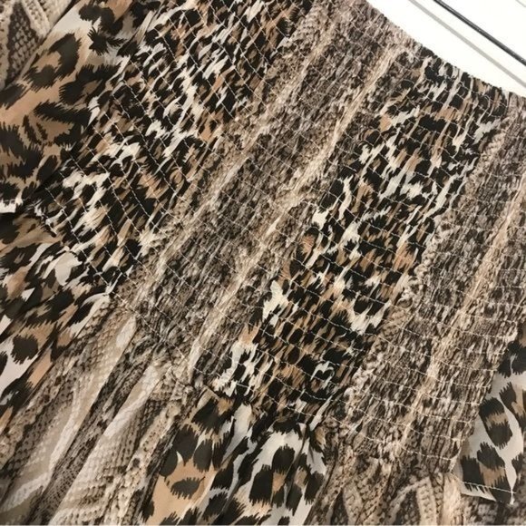 SOIÉBLU Leopard and Snake Print Off Shoulder Maxi Dress Size Small - Picture 5 of 8